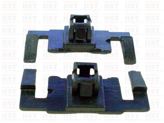 NISSAN 130Y DOOR GLASS CLIP (DGC-B11-70)
